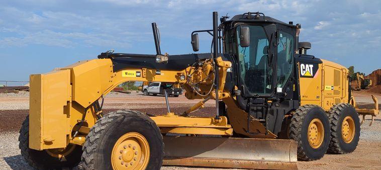 2013 Caterpillar 12M2 VHP